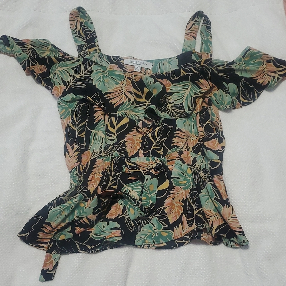 Sweet Rain Black Tropical Leaf Cold-Shoulder Cami